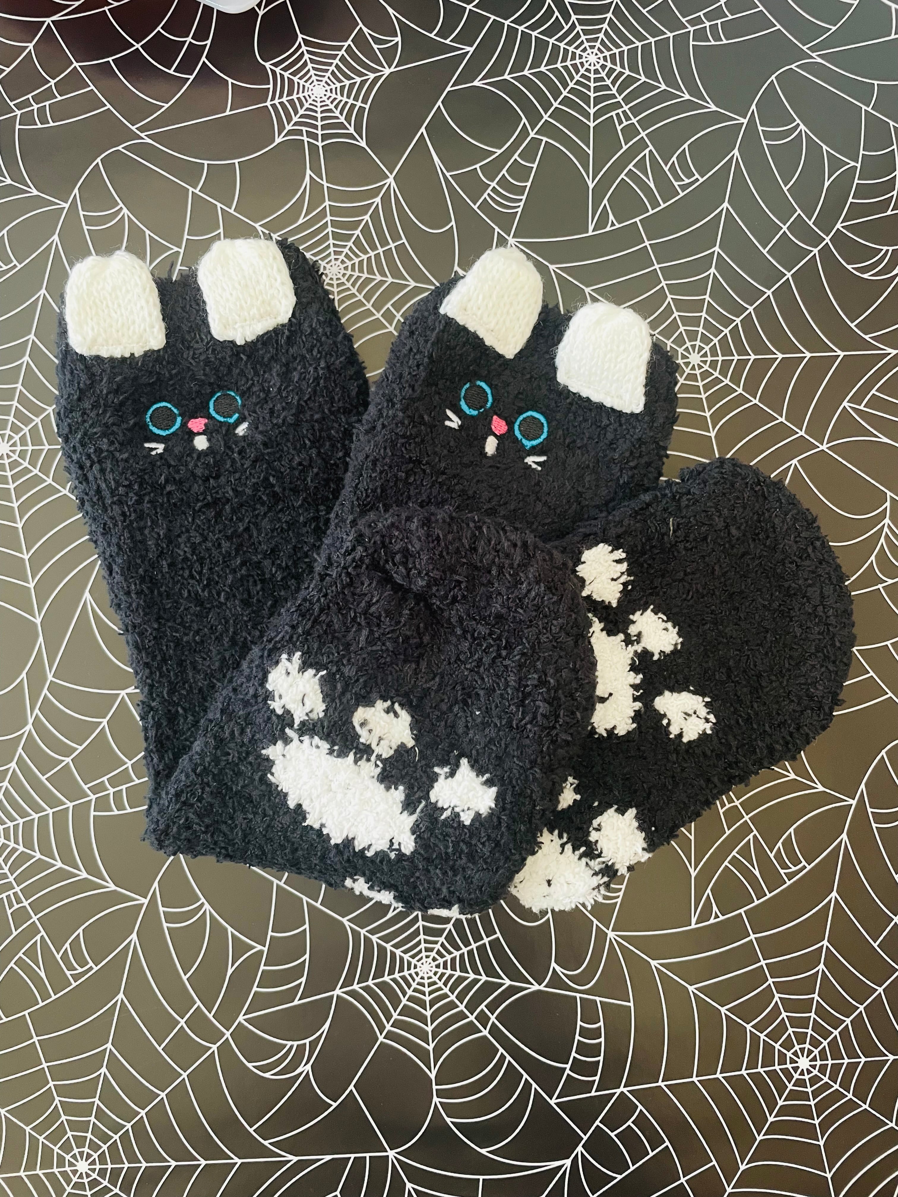 7 Days of Halloween – A Spooktacular Countdown Gift