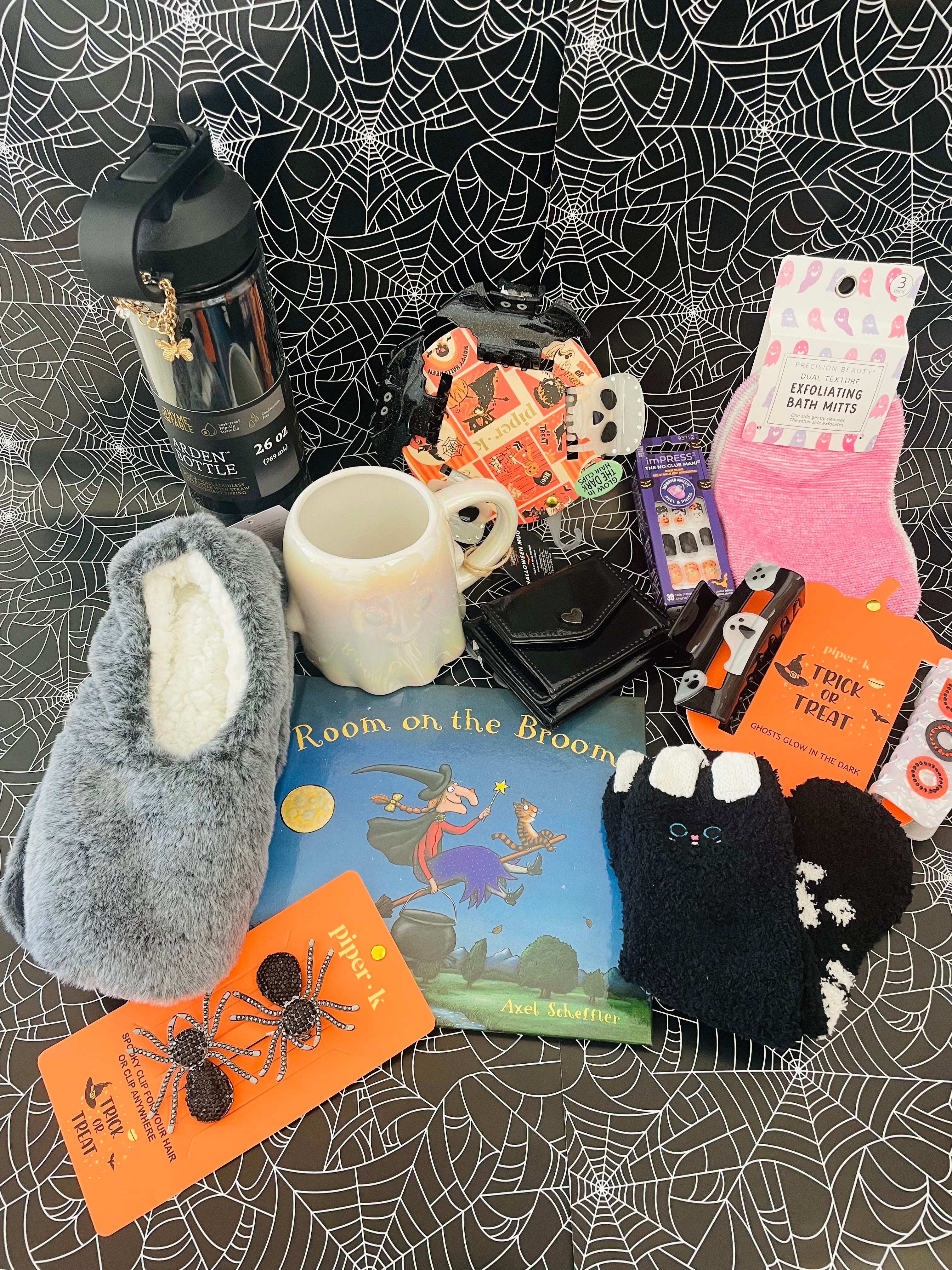 7 Days of Halloween – A Spooktacular Countdown Gift
